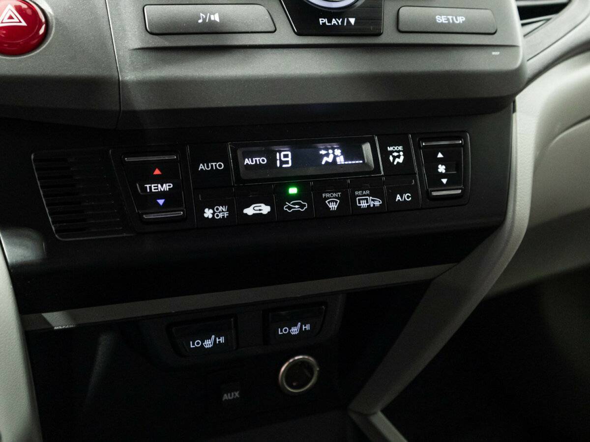 Honda Civic с пробегом — 2012 год. Фото: #14