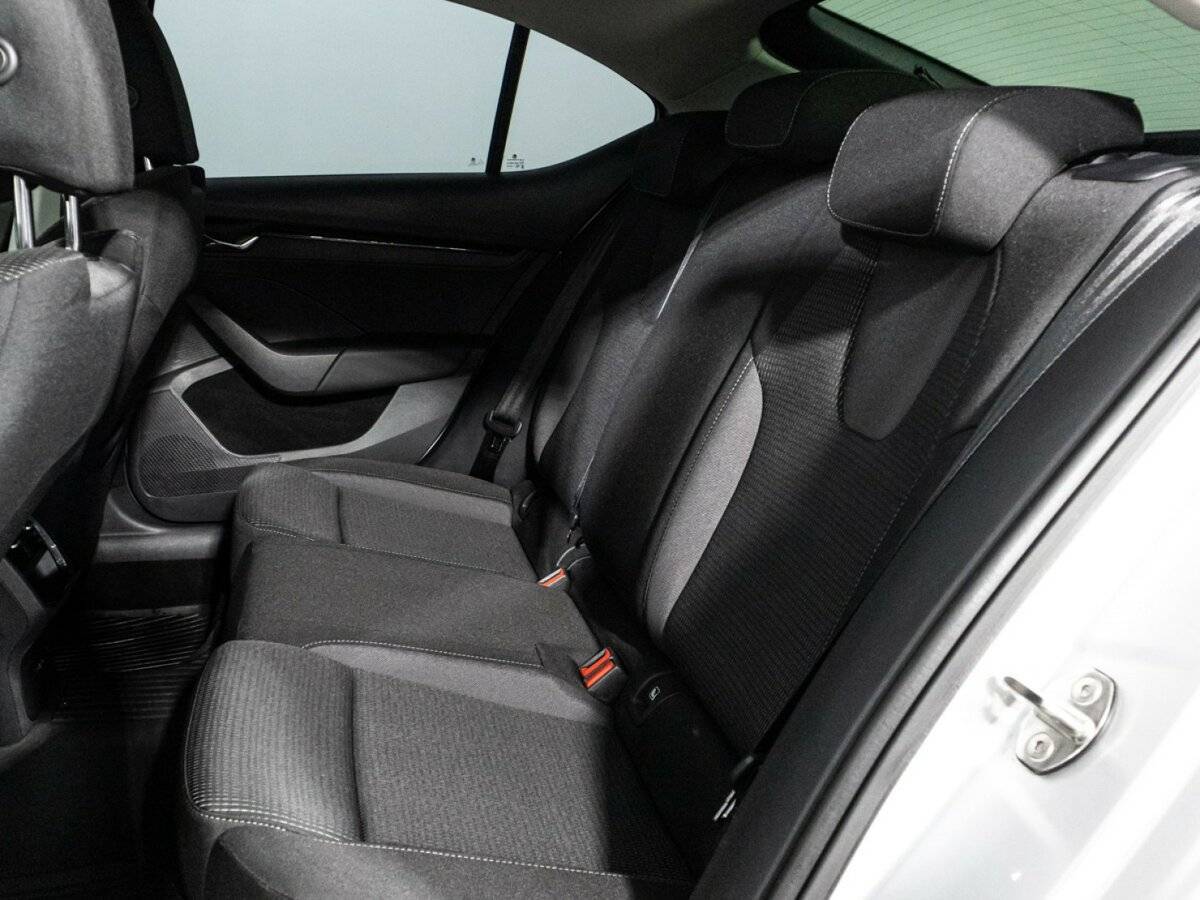 Skoda Octavia с пробегом — 2021 год. Фото: #9