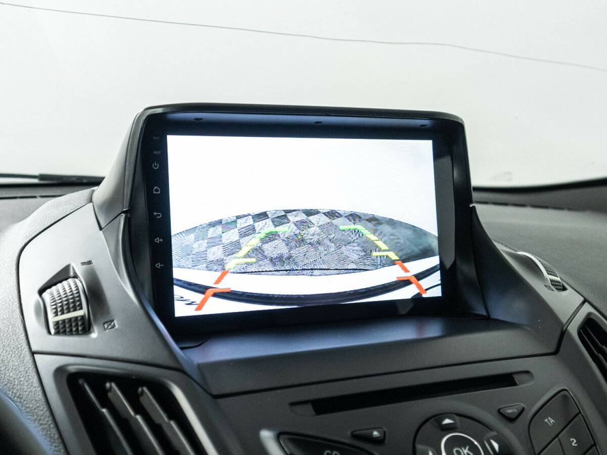 Ford Kuga с пробегом — 2016 год. Фото: #16