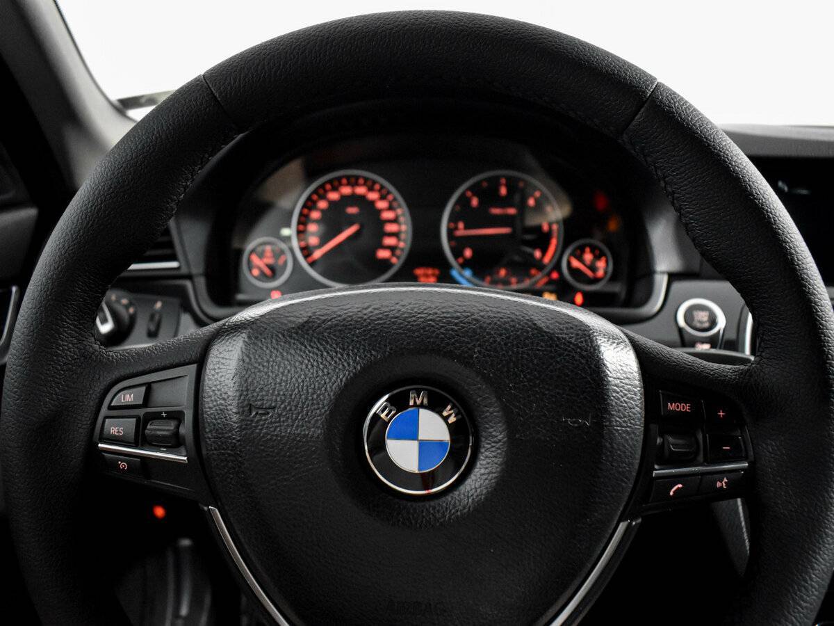 BMW 5 серии с пробегом — 2013 год. Фото: #16