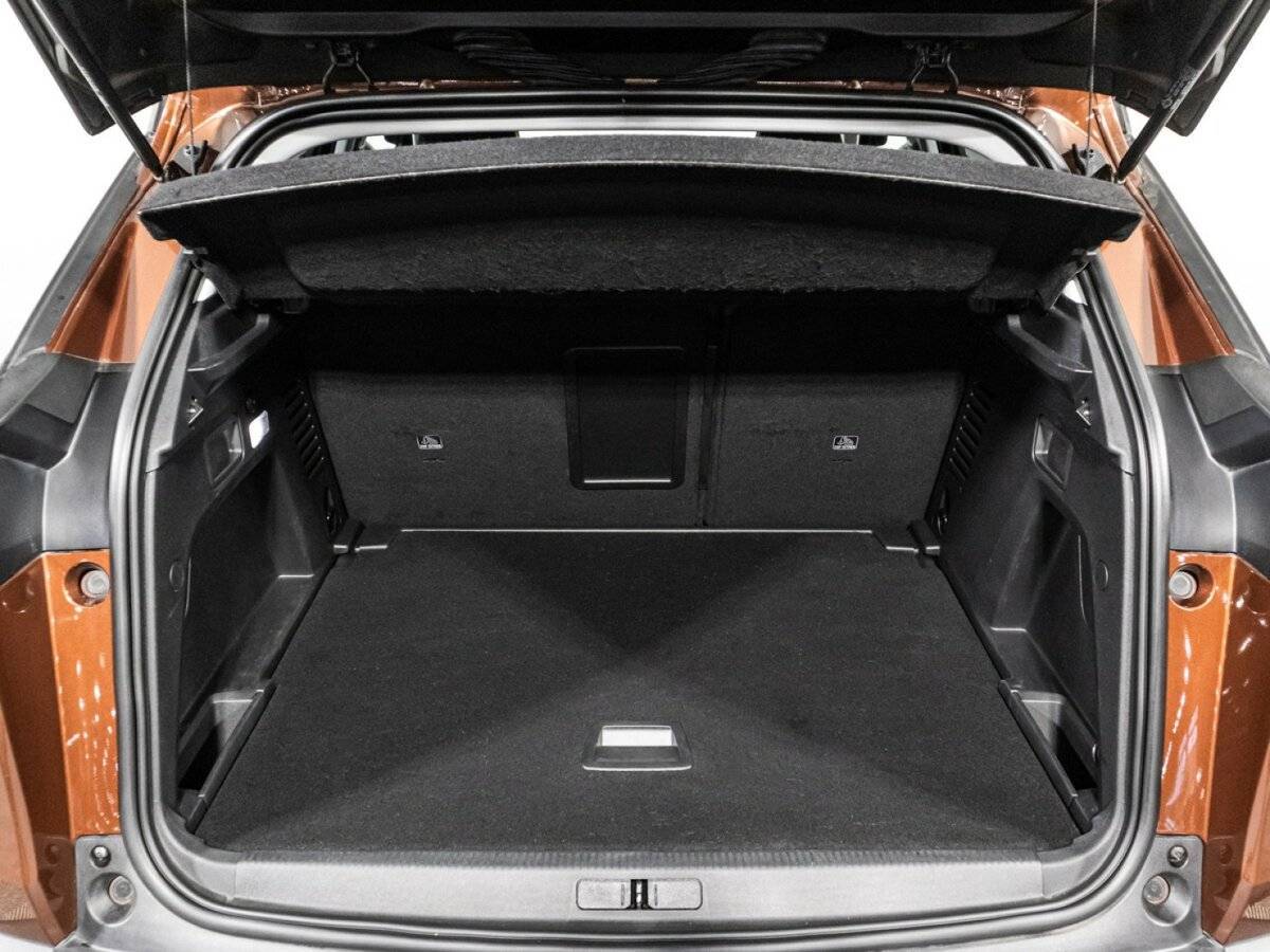 Peugeot 3008 с пробегом — 2017 год. Фото: #14