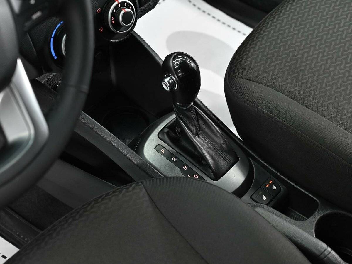 Kia Rio с пробегом — 2014 год. Фото: #9