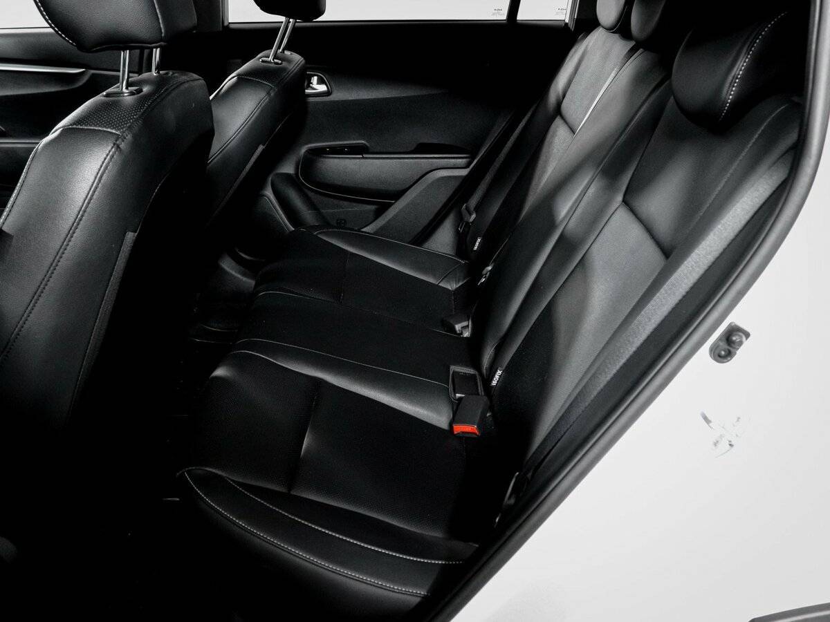 Kia Rio с пробегом — 2022 год. Фото: #7