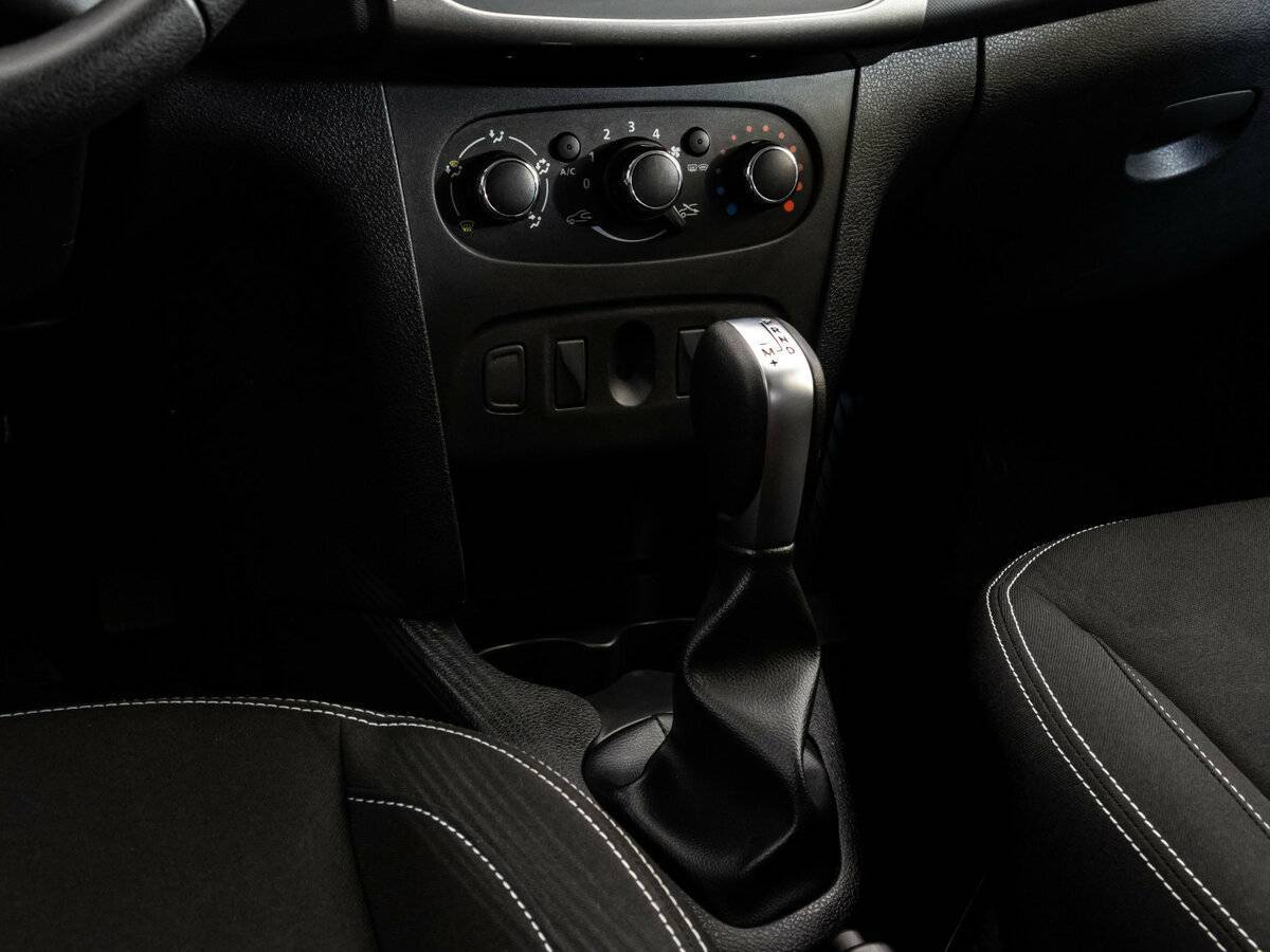 Renault Sandero с пробегом — 2022 год. Фото: #10