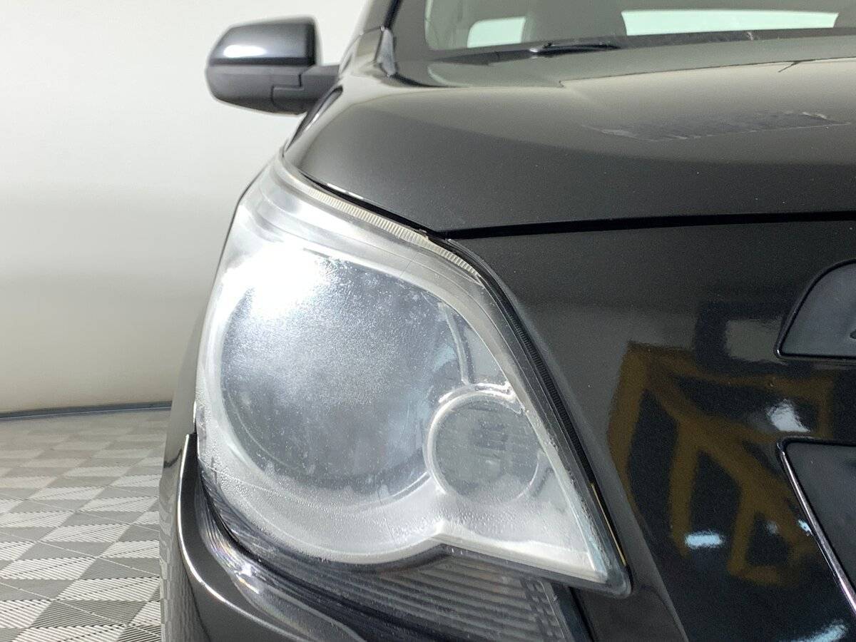 Chevrolet Cobalt с пробегом — 2013 год. Фото: #9