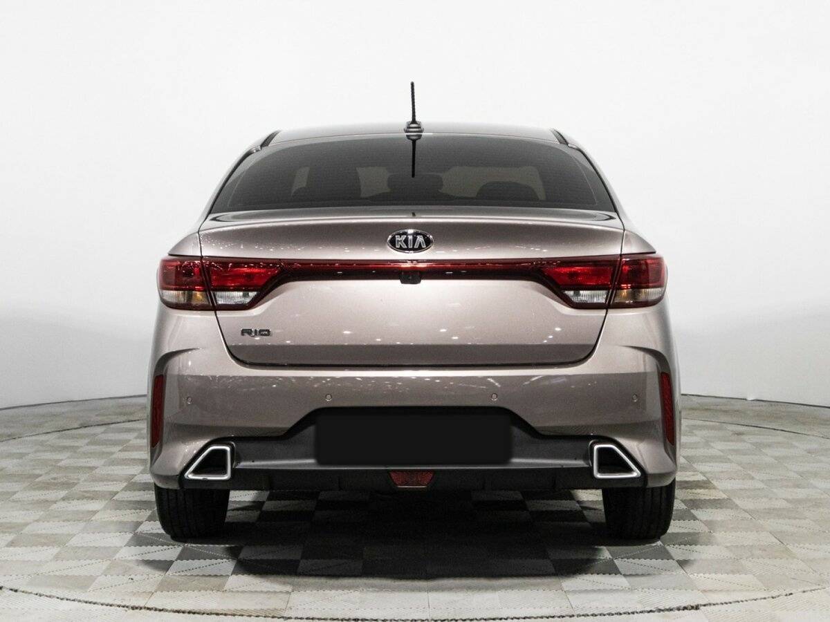 Kia Rio с пробегом — 2021 год. Фото: #5