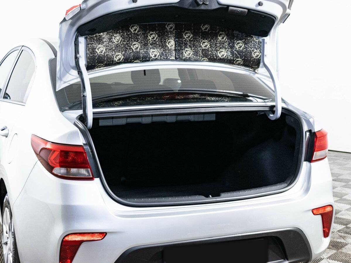 Kia Rio с пробегом — 2020 год. Фото: #8