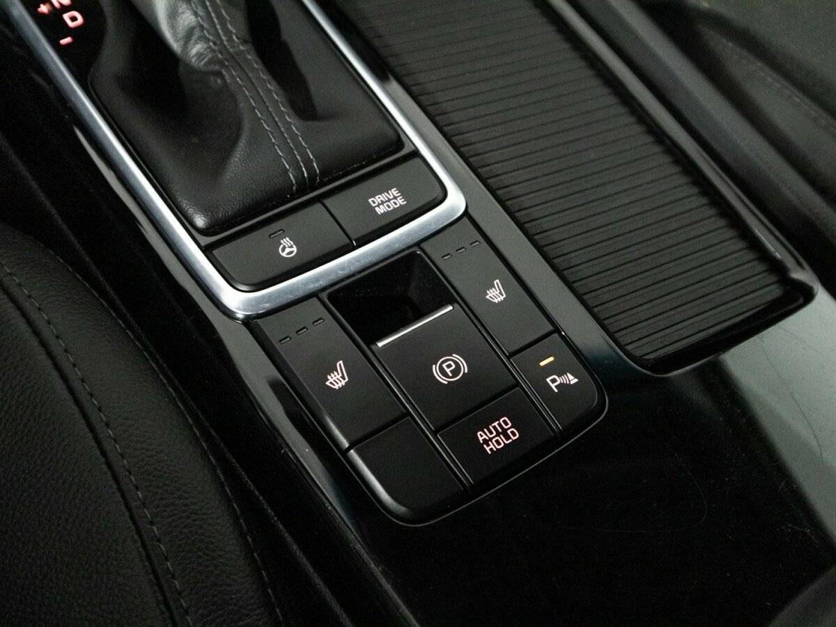 Kia Optima с пробегом — 2016 год. Фото: #18