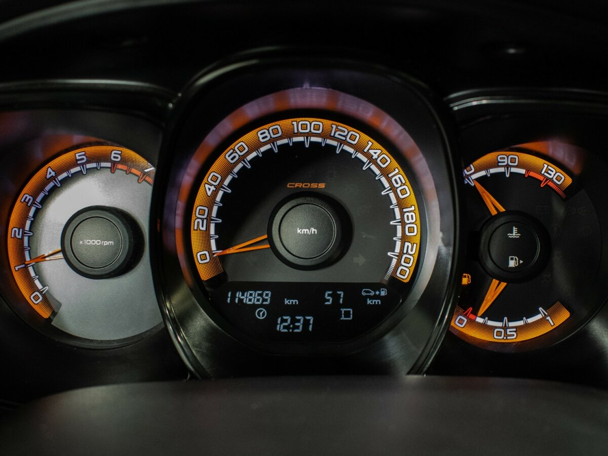 Lada (ВАЗ) Vesta с пробегом — 2021 год. Фото: #11