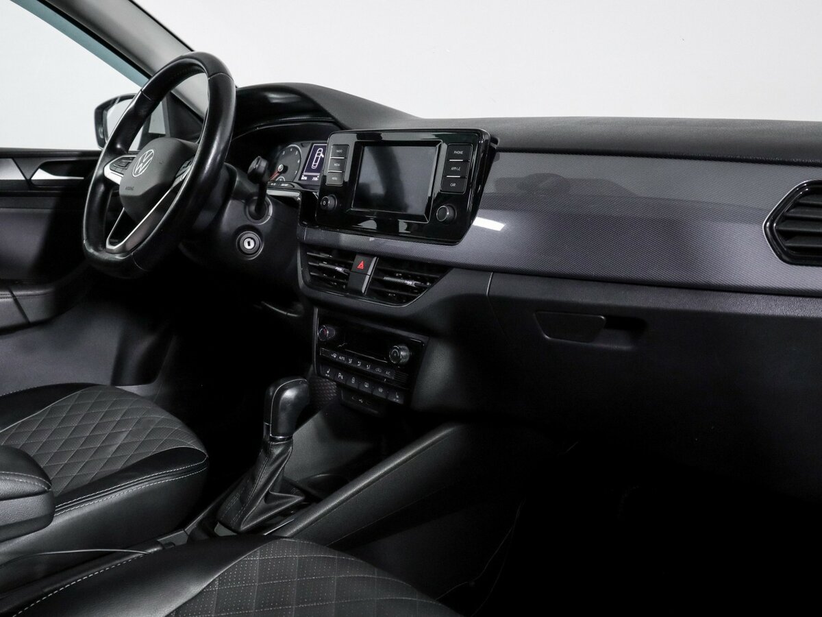 Volkswagen Polo с пробегом — 2021 год. Фото: #6