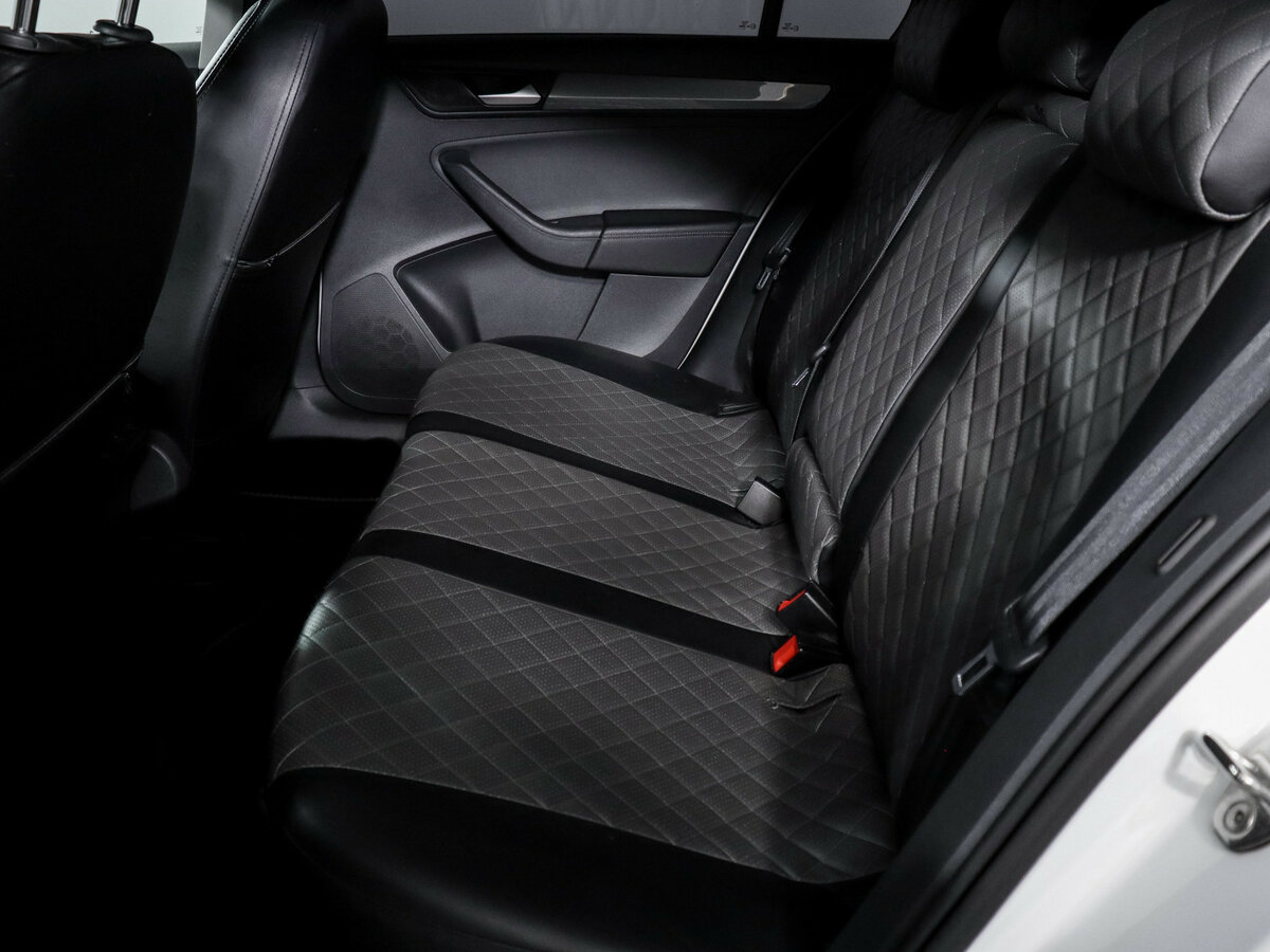 Volkswagen Polo с пробегом — 2021 год. Фото: #7