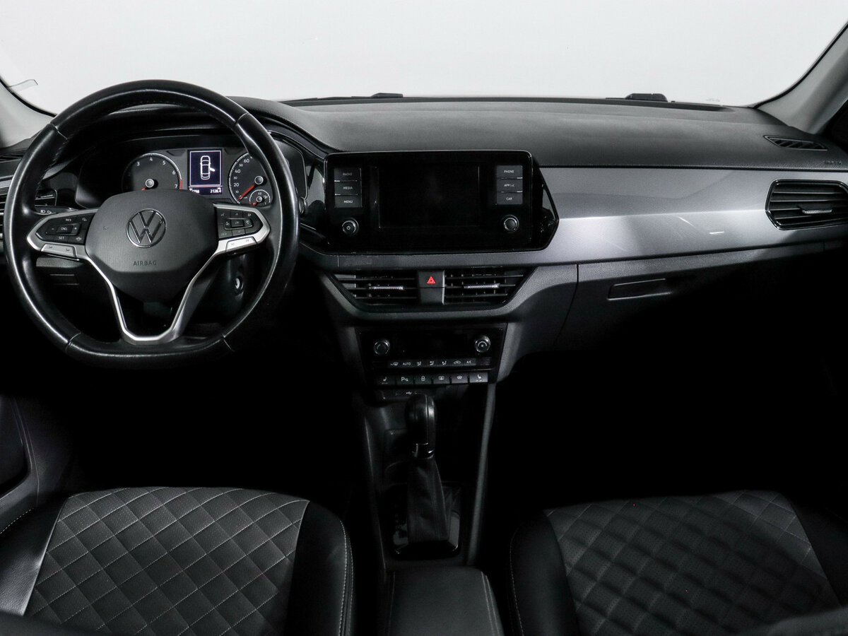 Volkswagen Polo с пробегом — 2021 год. Фото: #9