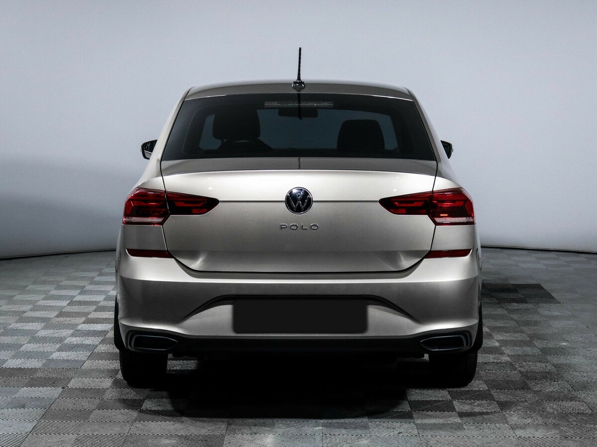 Volkswagen Polo с пробегом — 2021 год. Фото: #4