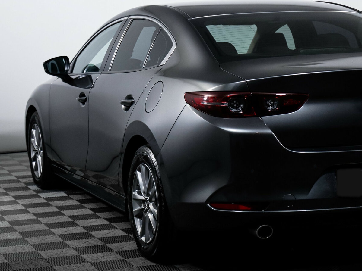 Mazda 3 с пробегом — 2019 год. Фото: #16