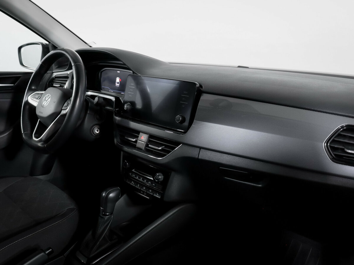Volkswagen Polo с пробегом — 2020 год. Фото: #6
