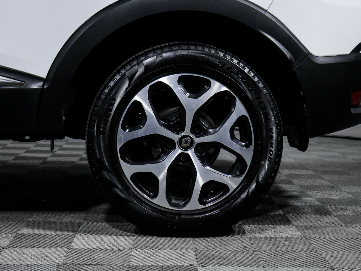 Renault Kaptur с пробегом — 2018 год. Фото: #12