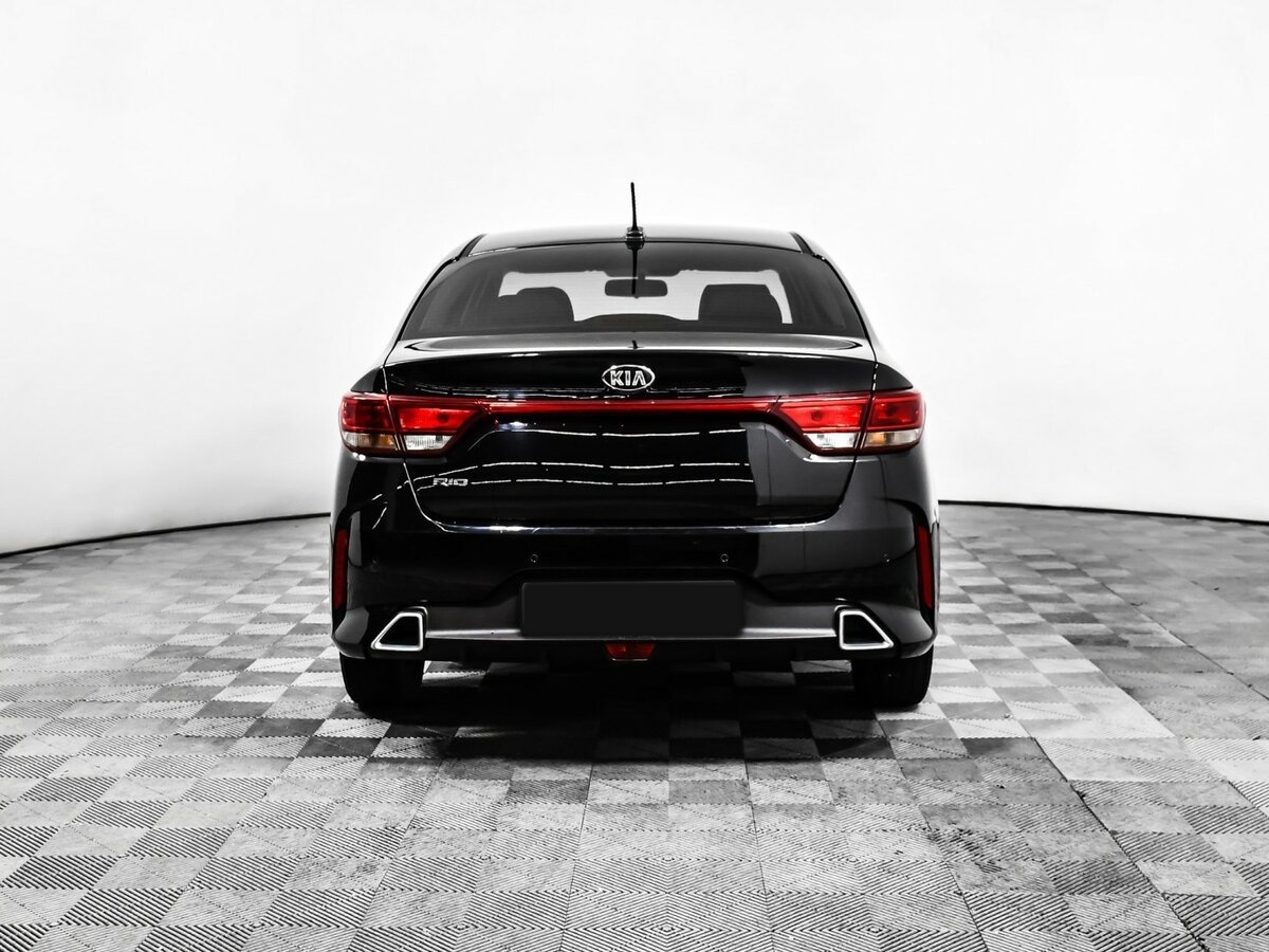 Kia Rio с пробегом — 2020 год. Фото: #4
