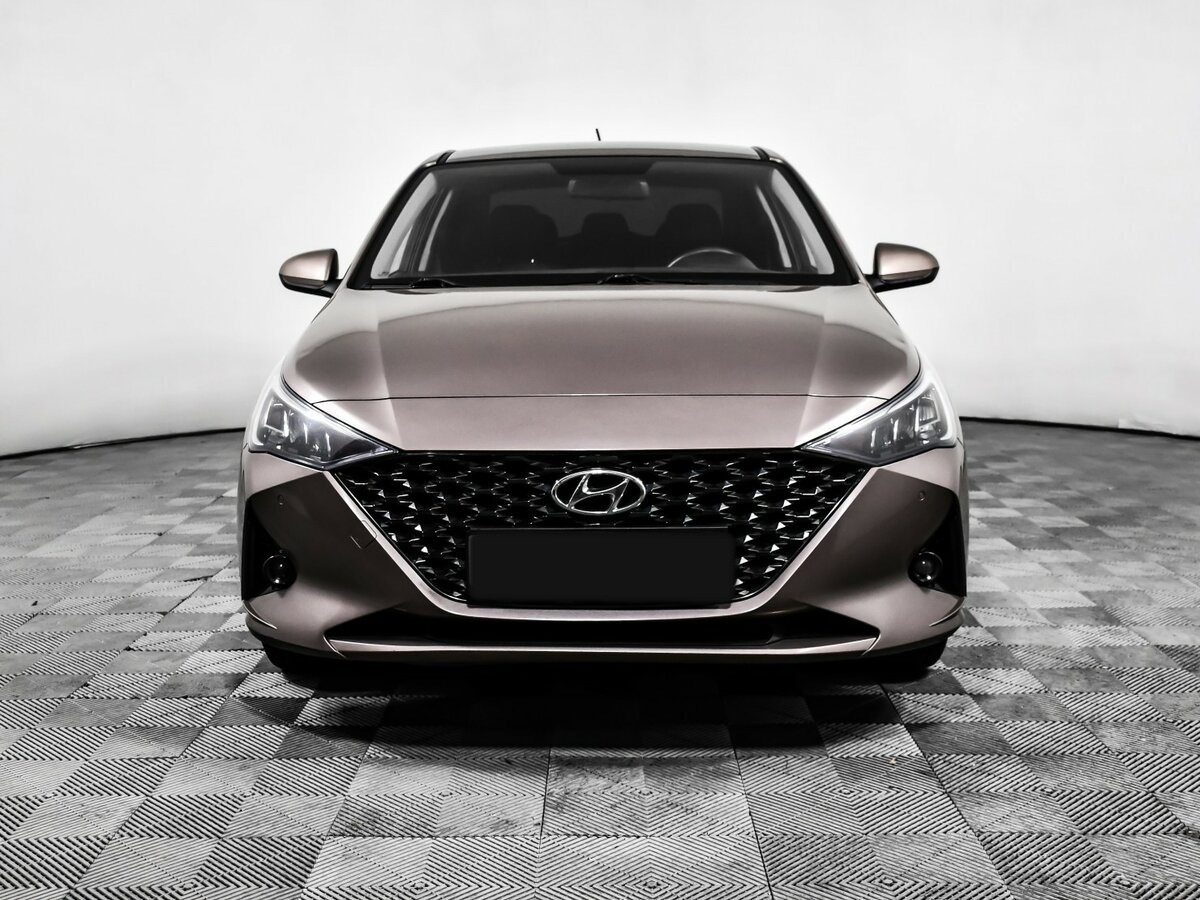 Hyundai Solaris с пробегом — 2020 год. Фото: #1