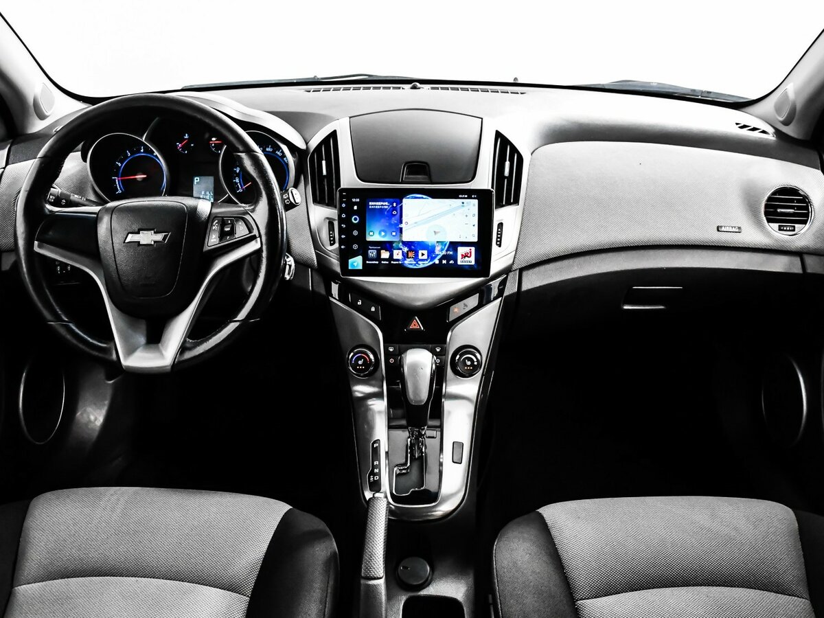 Chevrolet Cruze с пробегом — 2015 год. Фото: #8