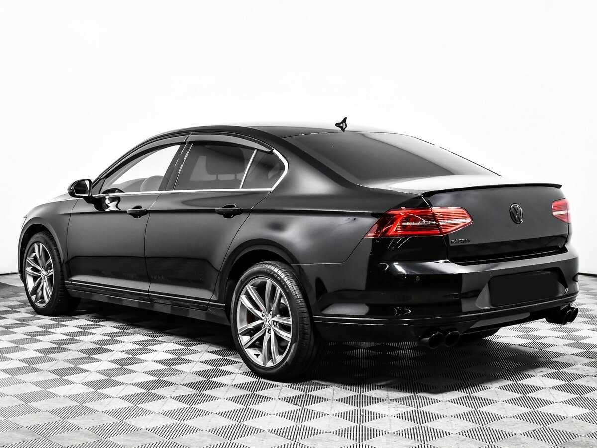 Volkswagen Passat с пробегом — 2018 год. Фото: #5