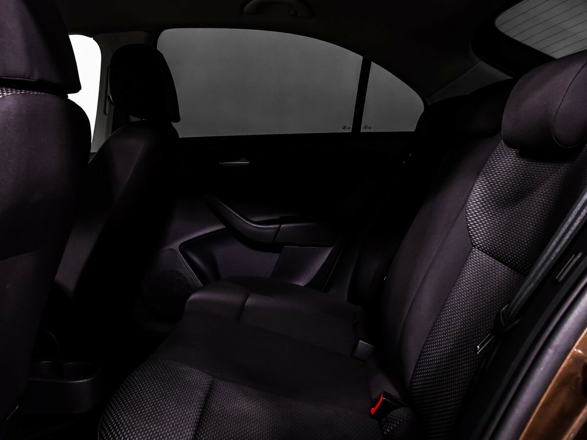 Volkswagen Polo с пробегом — 2020 год. Фото: #11