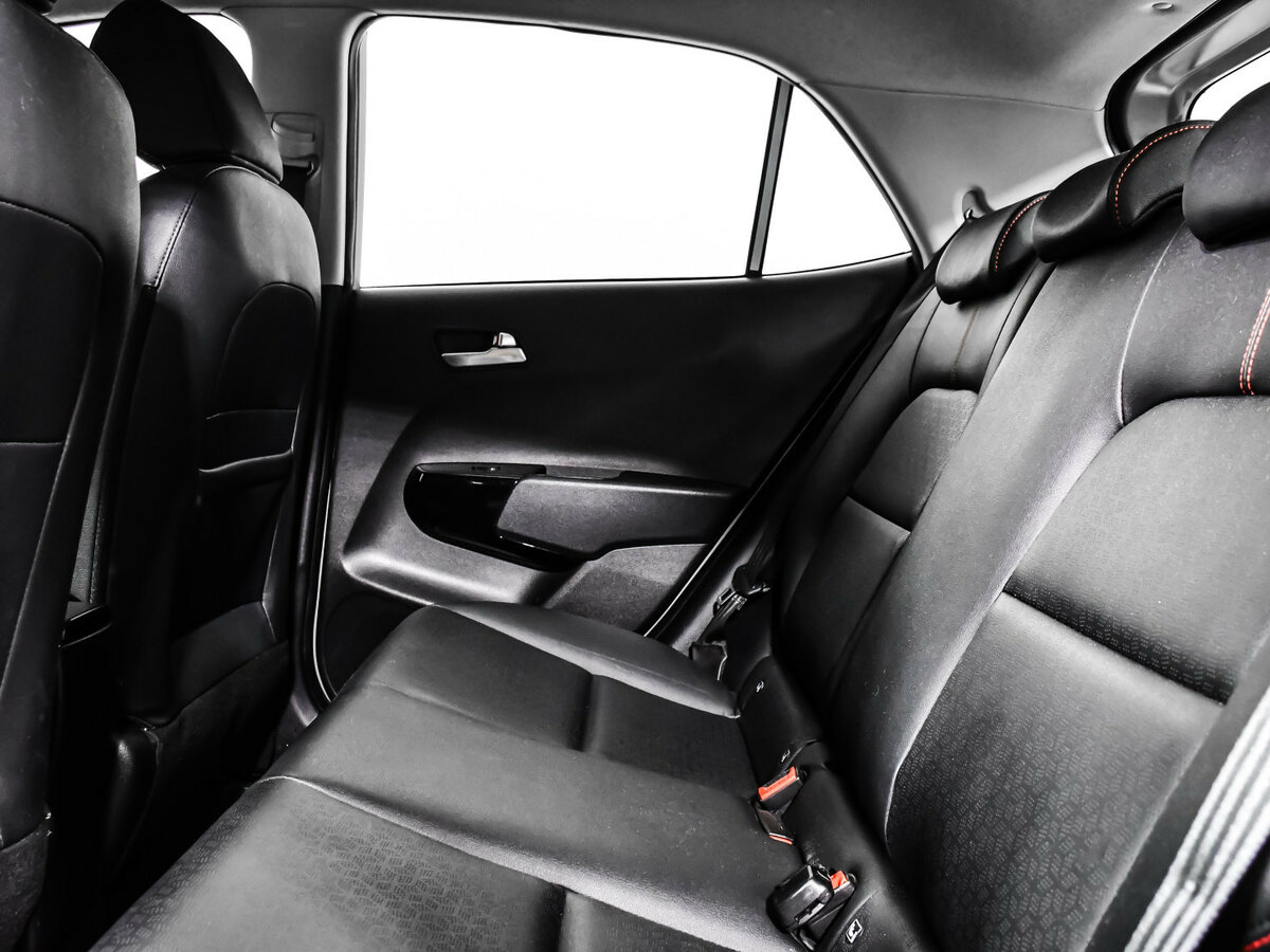 Kia Picanto с пробегом — 2021 год. Фото: #10