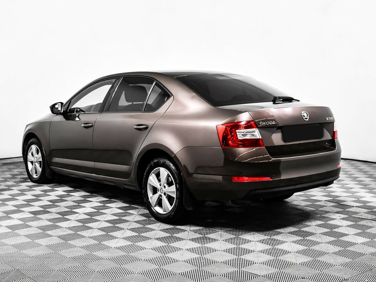 Skoda Octavia с пробегом — 2014 год. Фото: #5