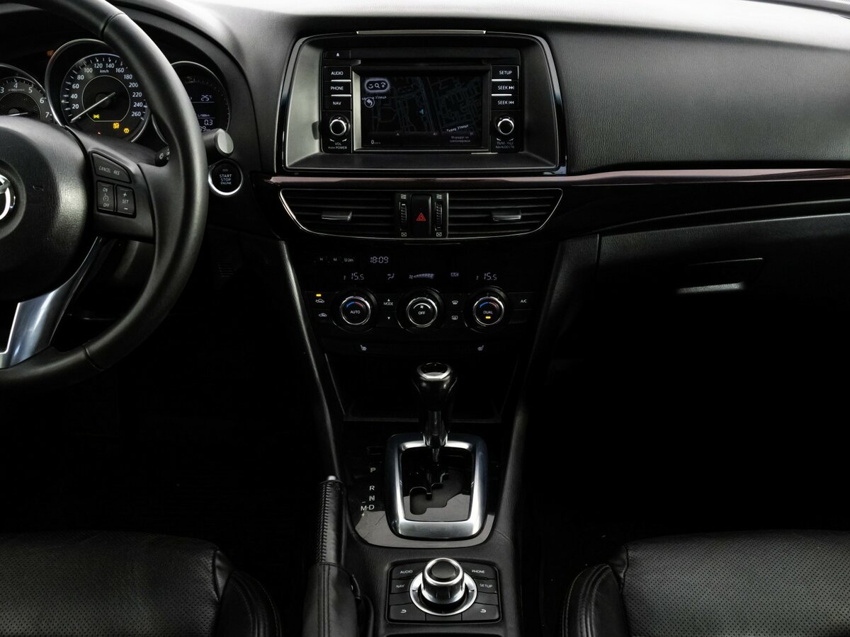 Mazda 6 с пробегом — 2014 год. Фото: #9