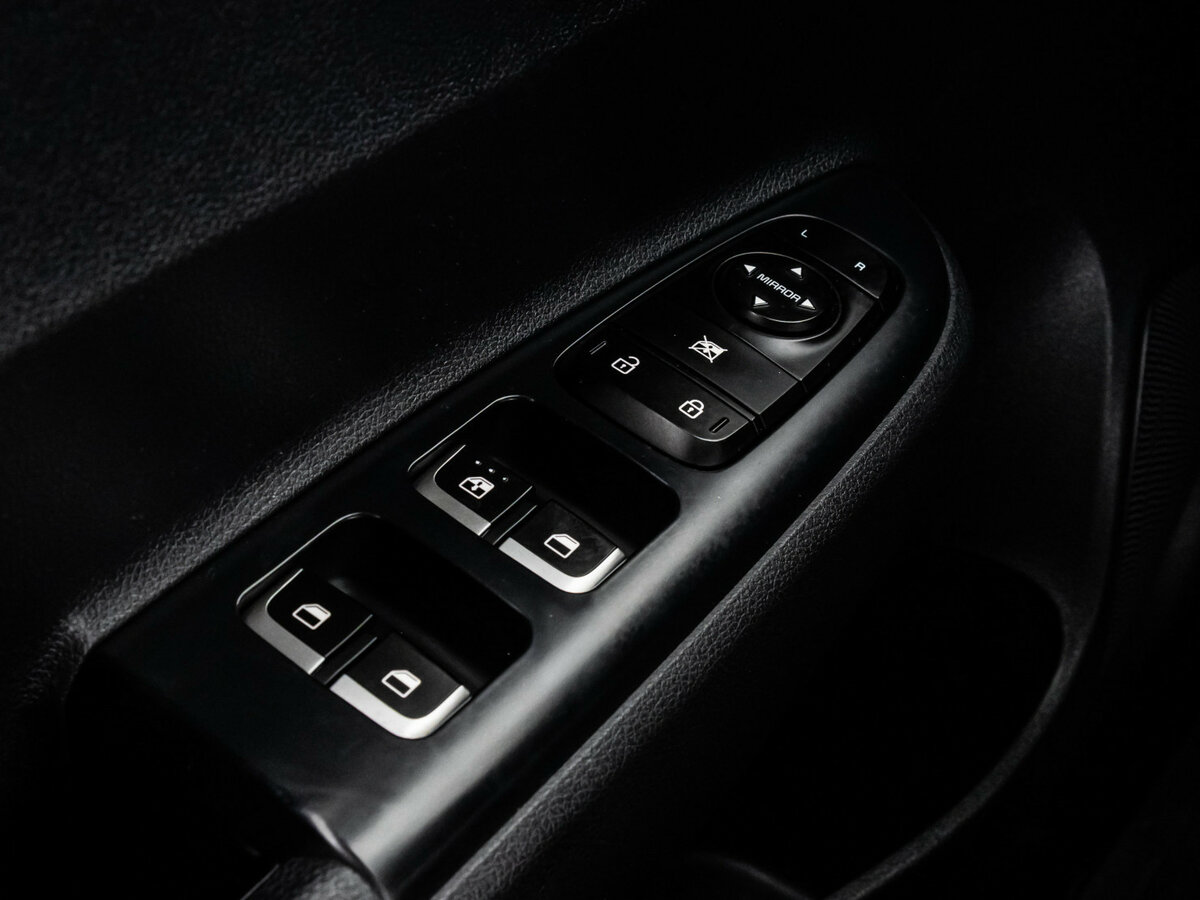 Kia Rio с пробегом — 2017 год. Фото: #11