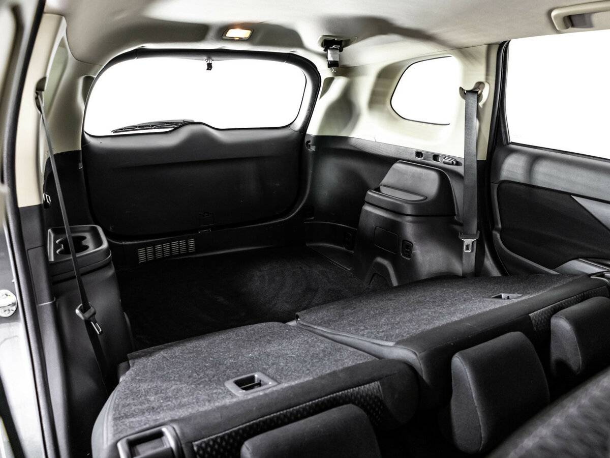 Mitsubishi Outlander с пробегом — 2019 год. Фото: #15