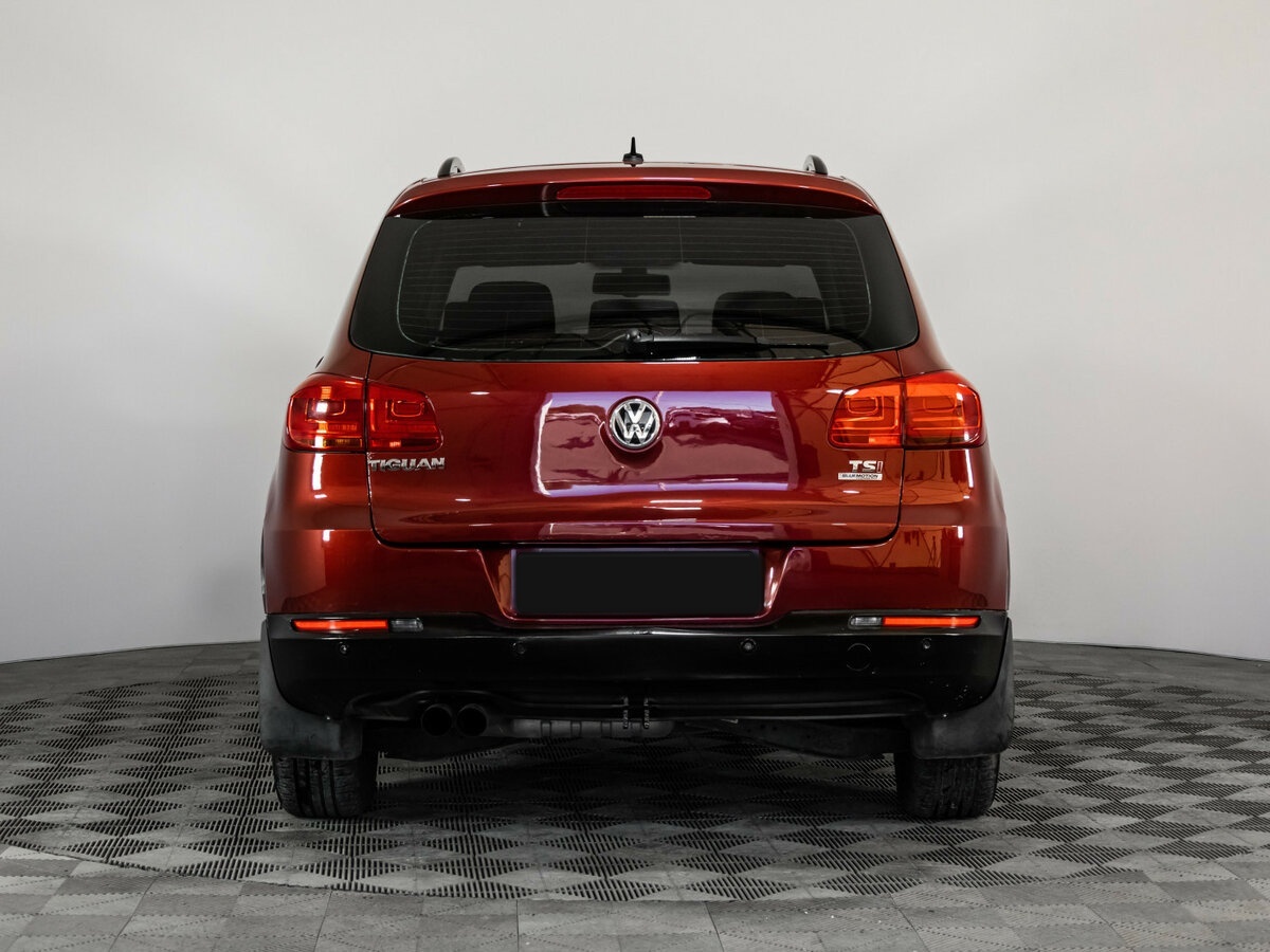 Volkswagen Tiguan с пробегом — 2012 год. Фото: #4