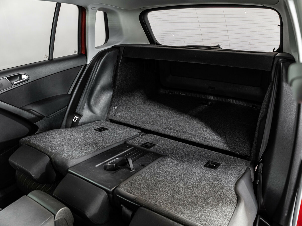 Volkswagen Tiguan с пробегом — 2012 год. Фото: #17