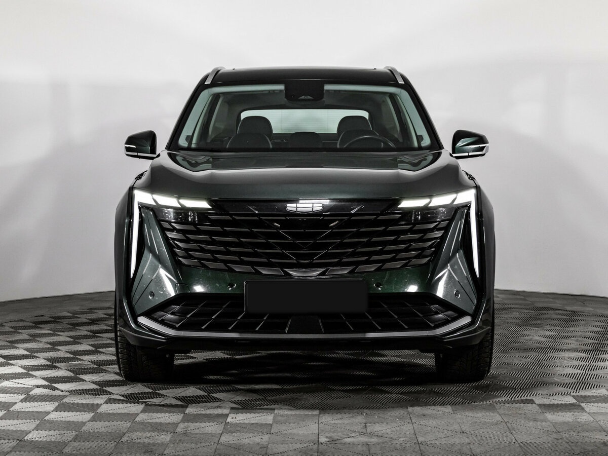 Geely Atlas с пробегом — 2023 год. Фото: #2