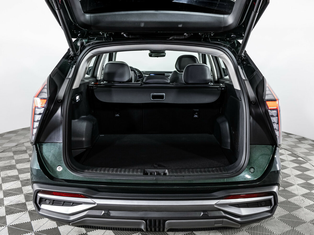 Geely Atlas с пробегом — 2023 год. Фото: #27