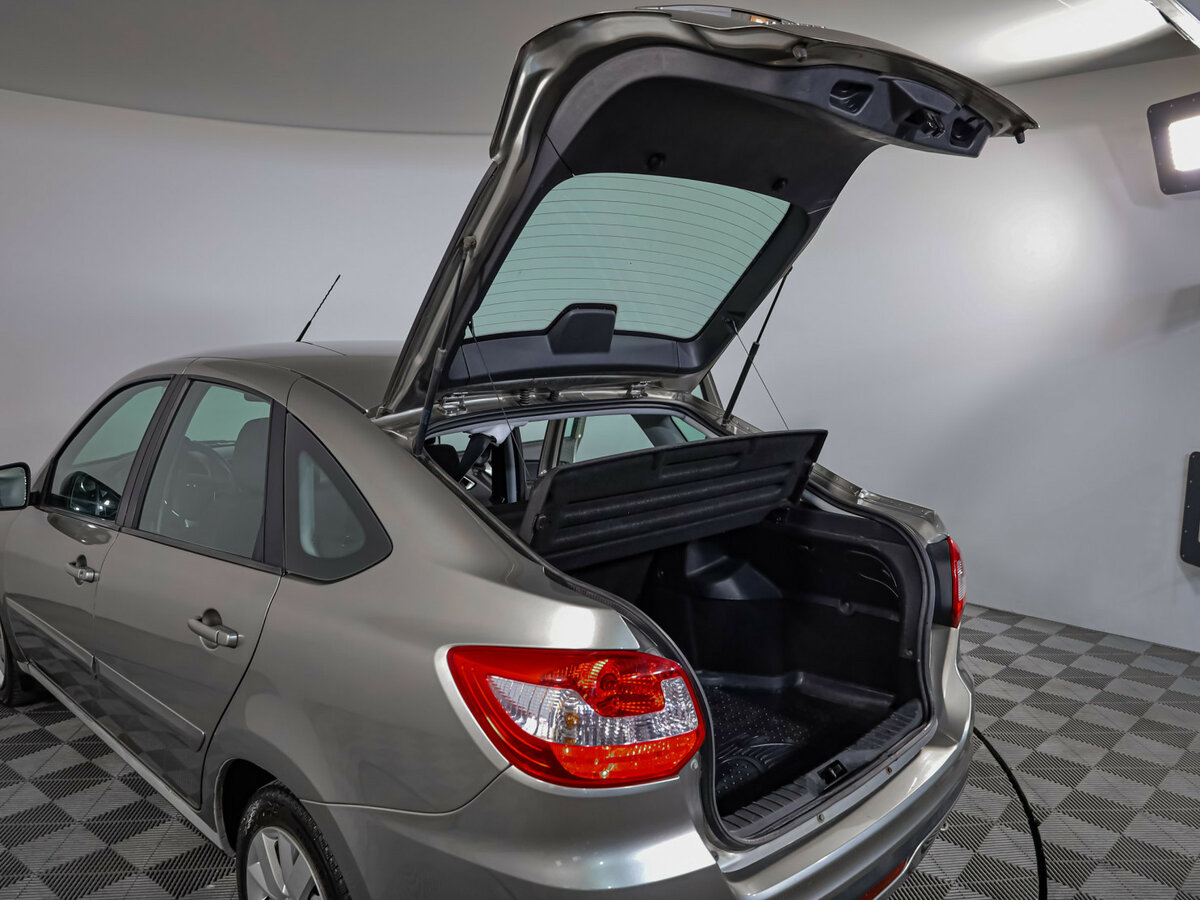 Lada (ВАЗ) Granta с пробегом — 2020 год. Фото: #22