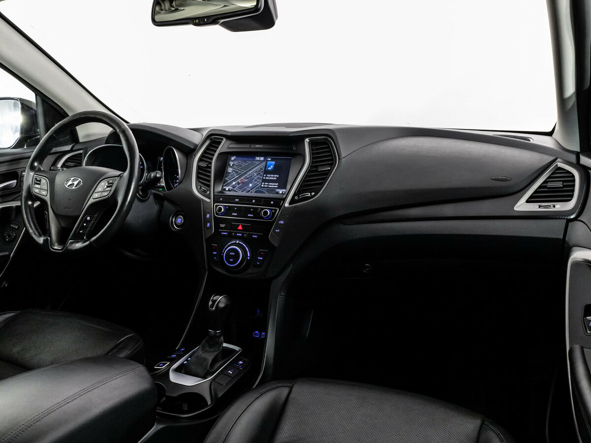 Hyundai Santa Fe с пробегом — 2018 год. Фото: #6