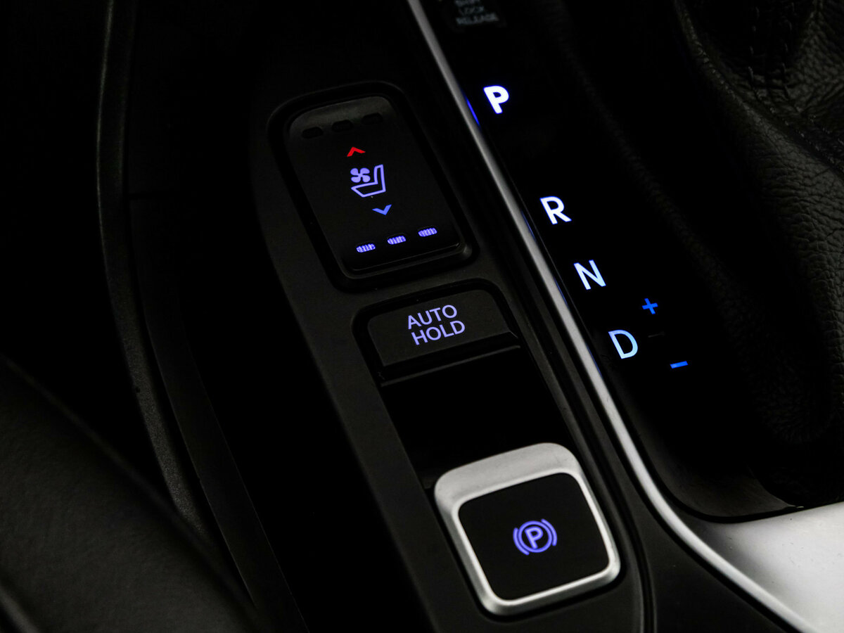 Hyundai Santa Fe с пробегом — 2018 год. Фото: #12