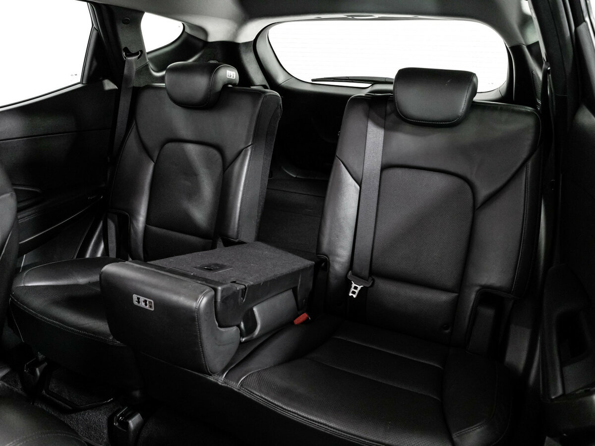 Hyundai Santa Fe с пробегом — 2018 год. Фото: #17