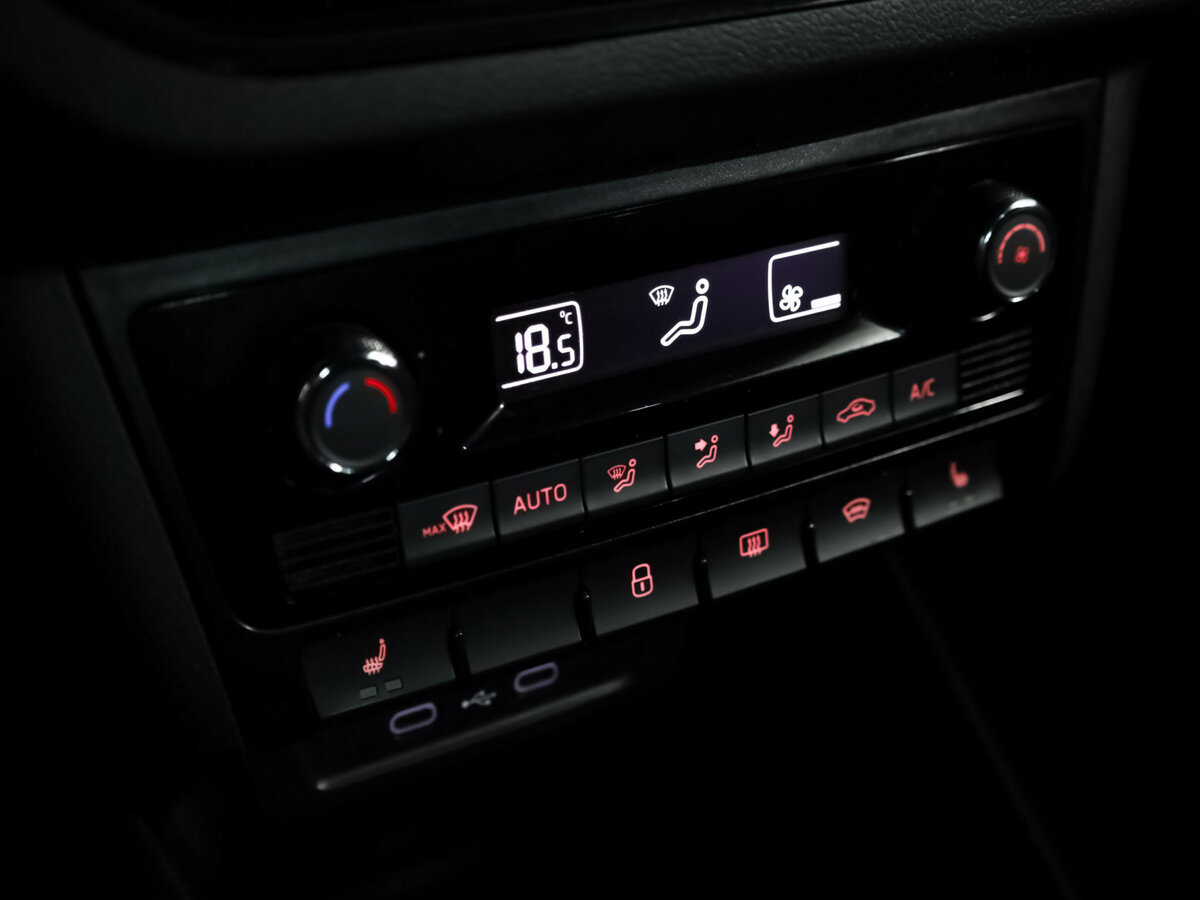 Volkswagen Polo с пробегом — 2021 год. Фото: #15