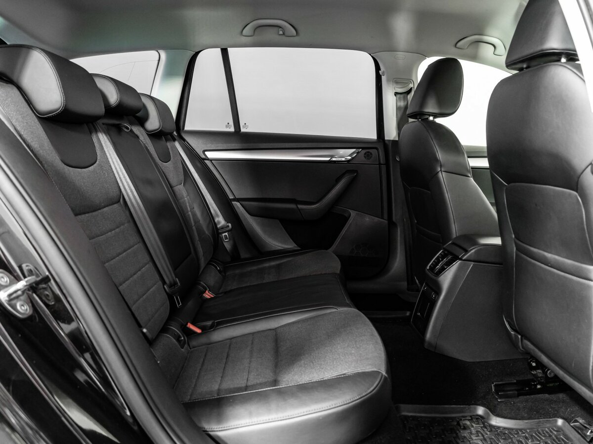 Skoda Octavia с пробегом — 2014 год. Фото: #12