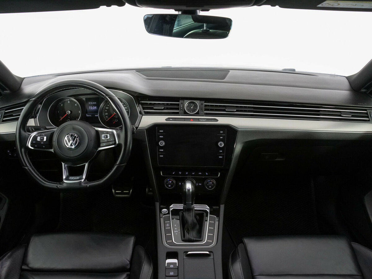 Volkswagen Passat с пробегом — 2018 год. Фото: #9