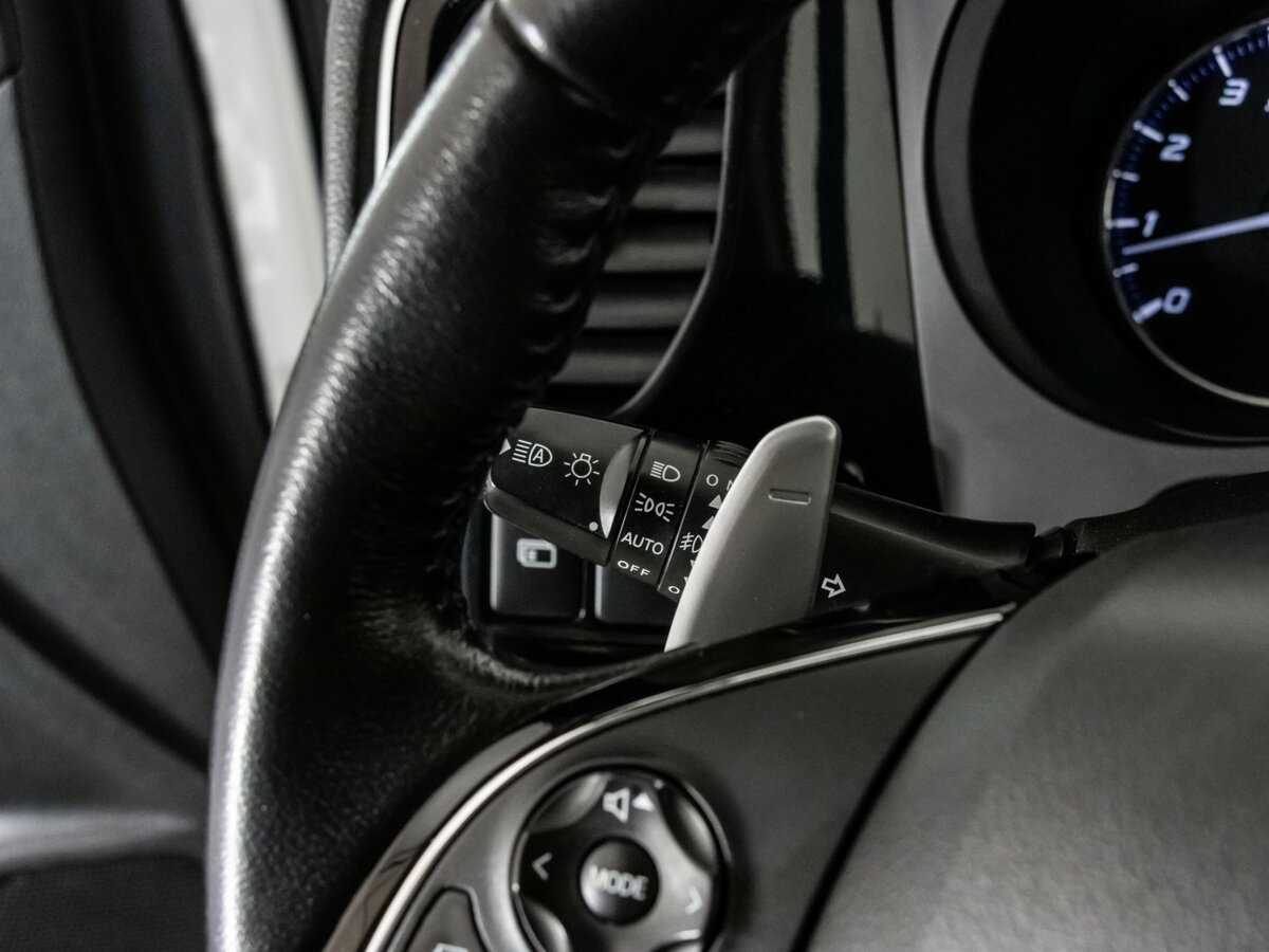 Mitsubishi Outlander с пробегом — 2017 год. Фото: #10