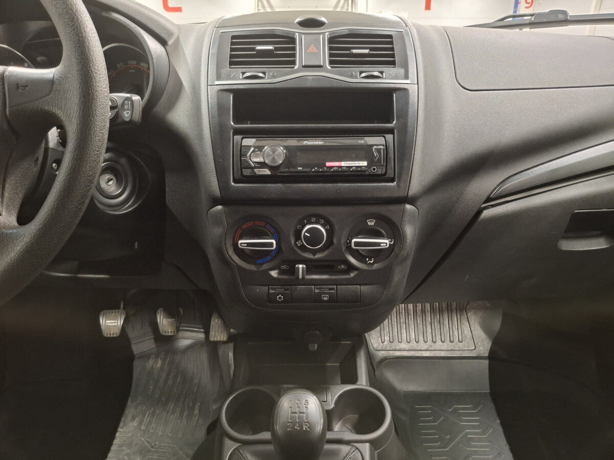 Lada (ВАЗ) Granta с пробегом — 2022 год. Фото: #14