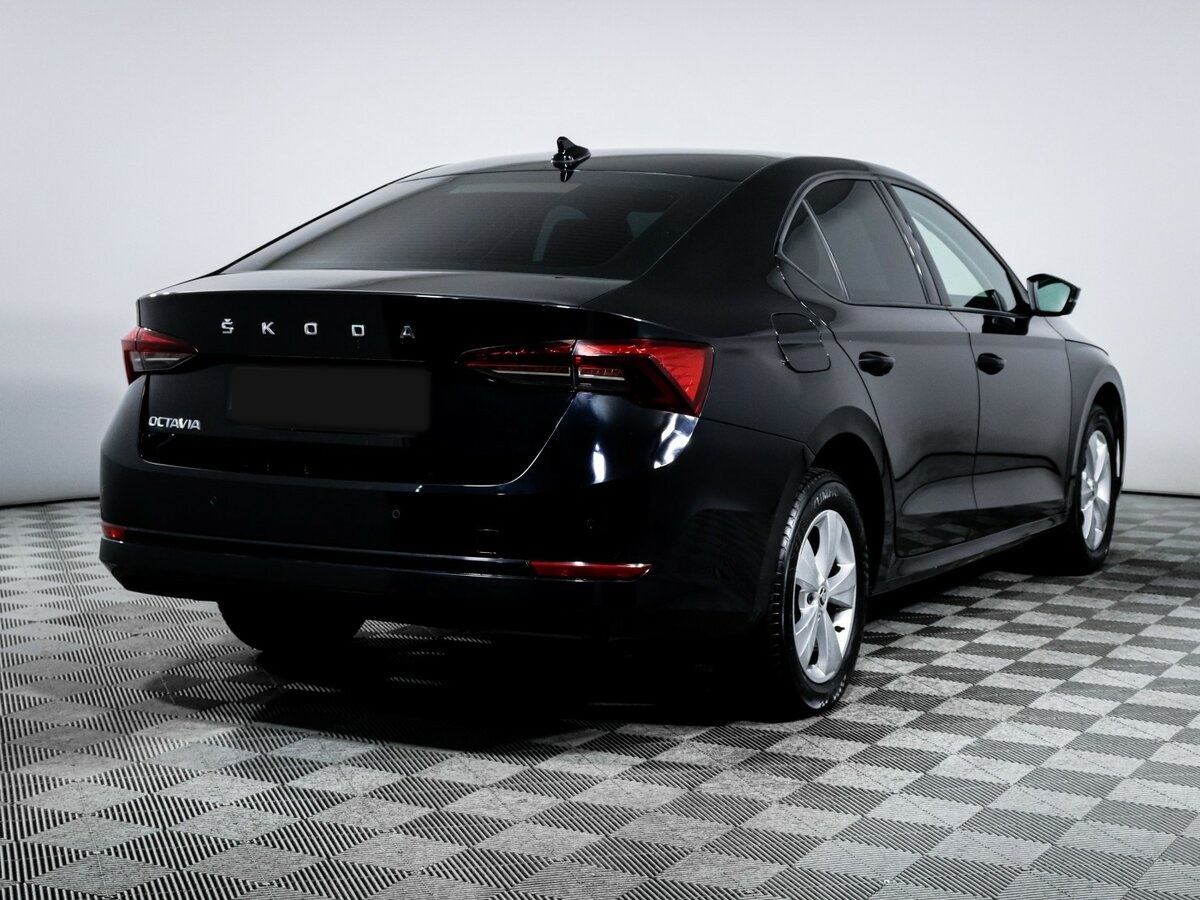Skoda Octavia с пробегом — 2020 год. Фото: #3