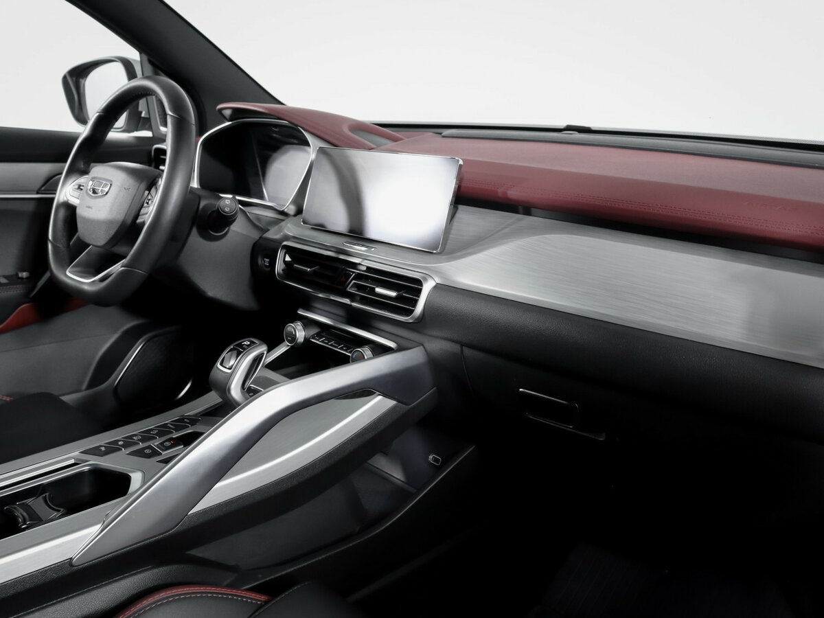 Geely Coolray с пробегом — 2021 год. Фото: #8