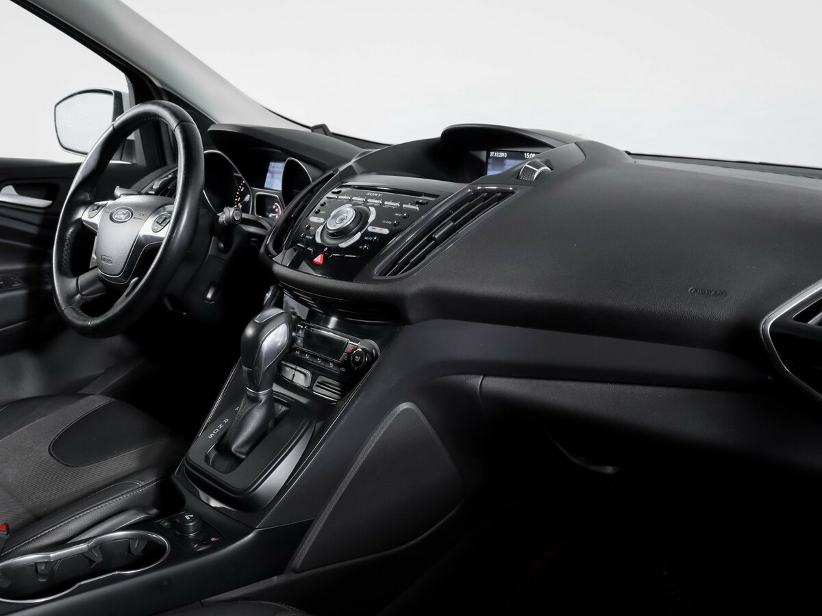 Ford Kuga с пробегом — 2014 год. Фото: #6