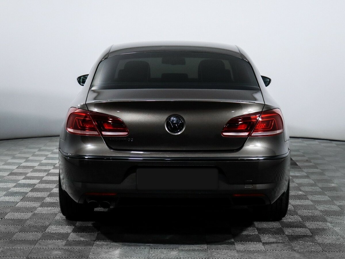 Volkswagen Passat CC с пробегом — 2013 год. Фото: #4