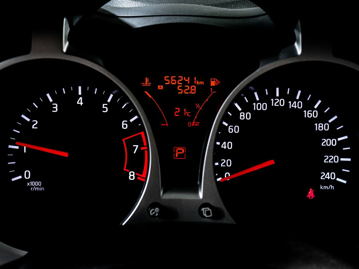 Nissan Juke с пробегом — 2014 год. Фото: #8