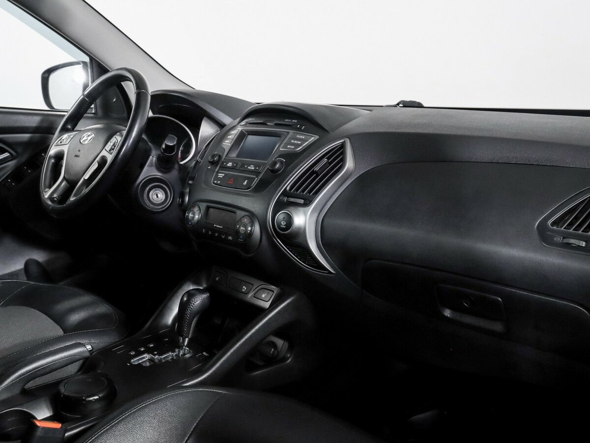 Hyundai ix35 с пробегом — 2014 год. Фото: #6