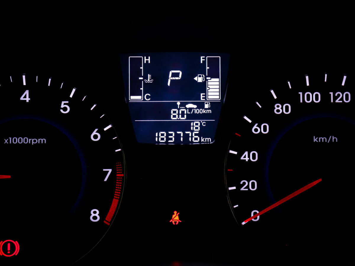 Hyundai Solaris с пробегом — 2014 год. Фото: #8